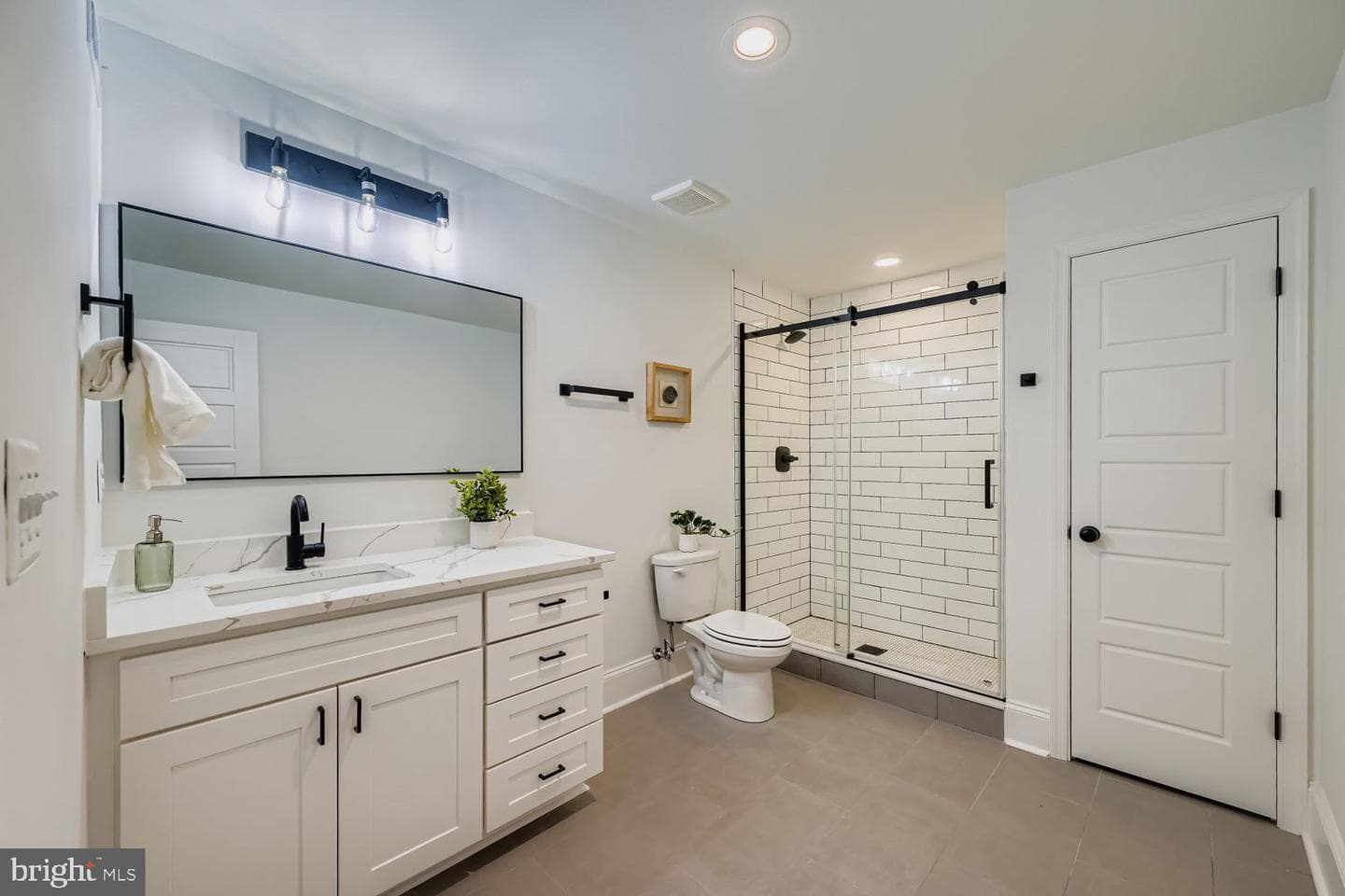 3218 Fait Avenue photo 24