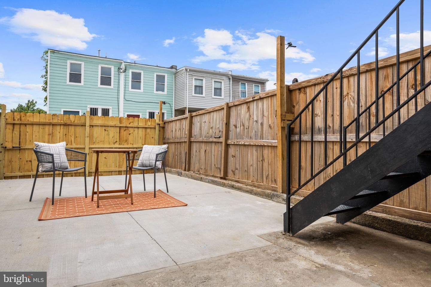 2237 E Chase Street photo 66
