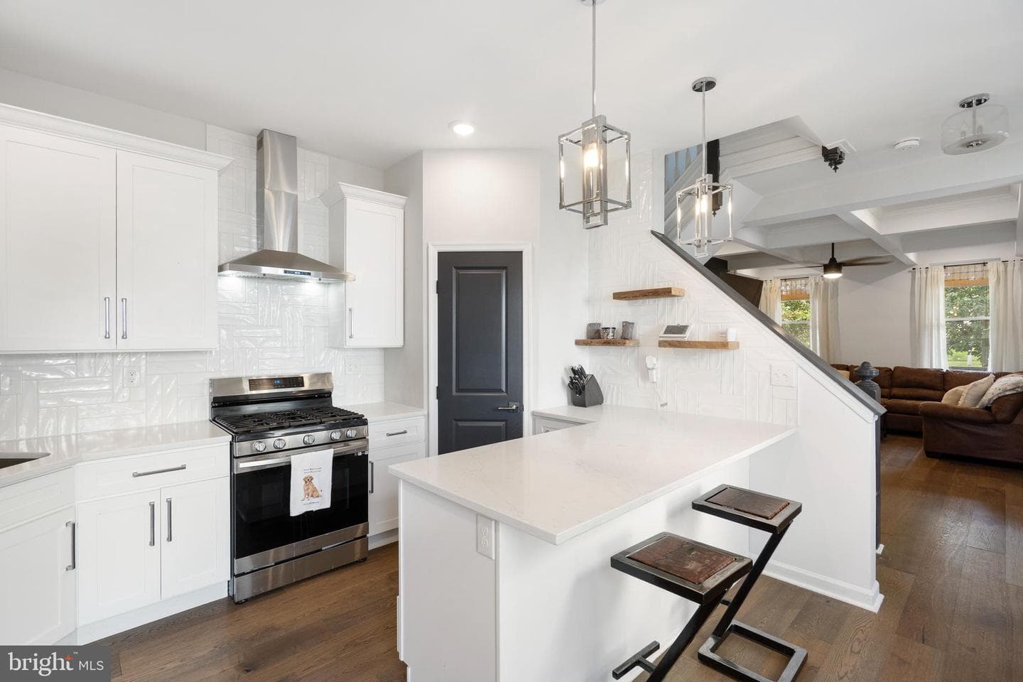 31 S Augusta Avenue photo 6