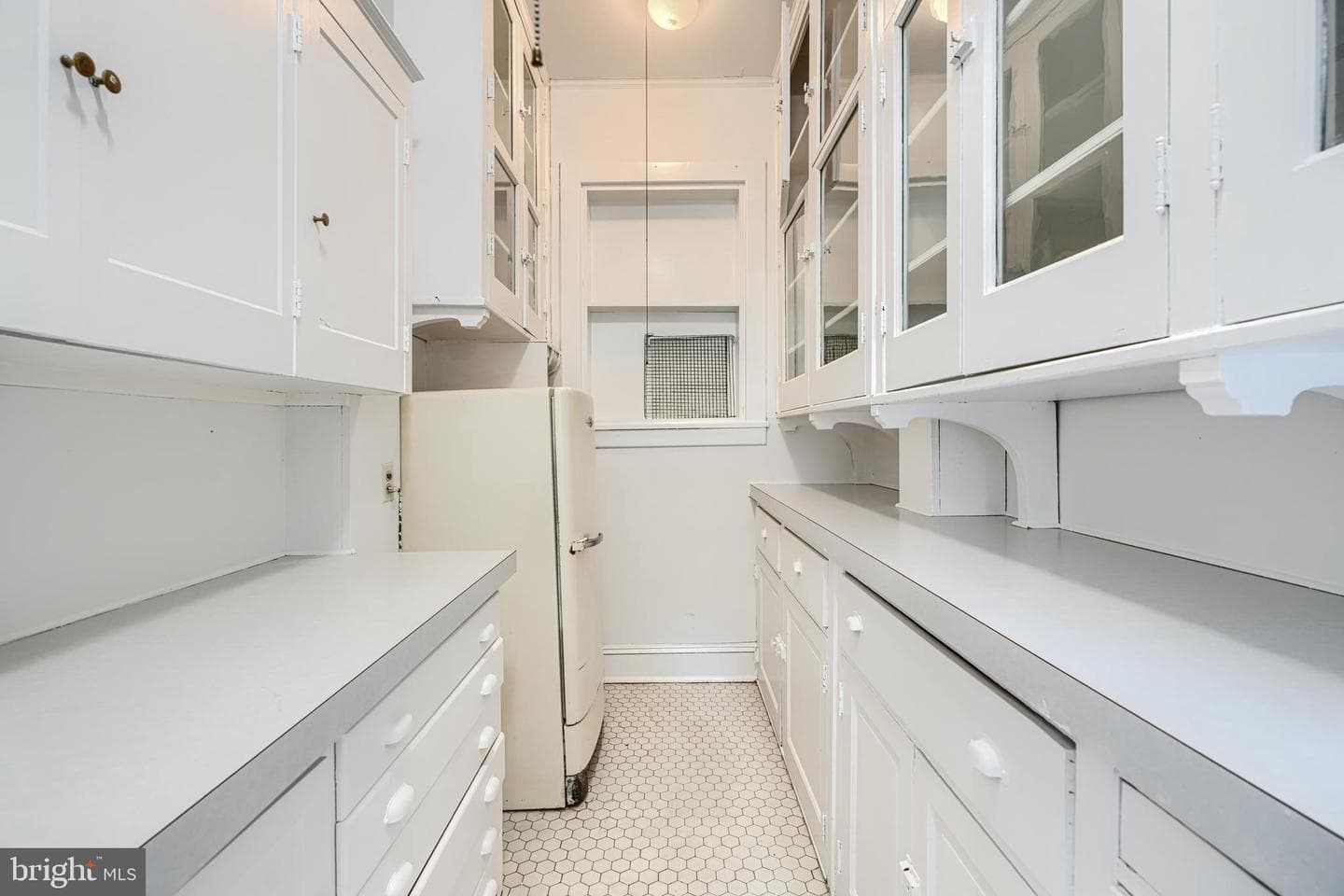 210 Ridgewood Road photo 13