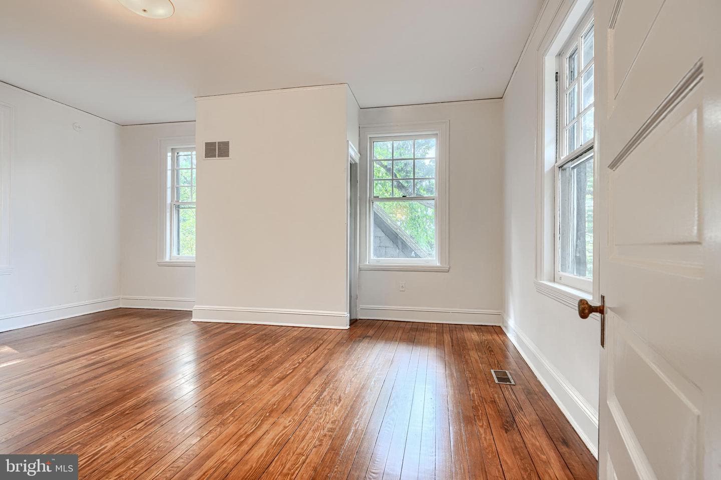 210 Ridgewood Road photo 39