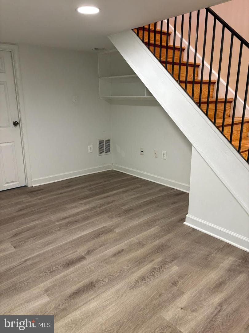 2606 Foster Avenue photo 15