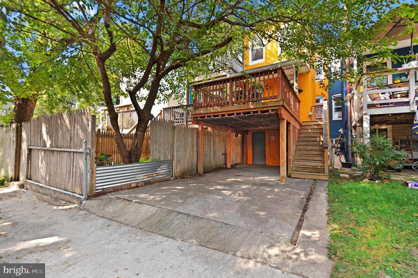 847 W 35th Street photo 20