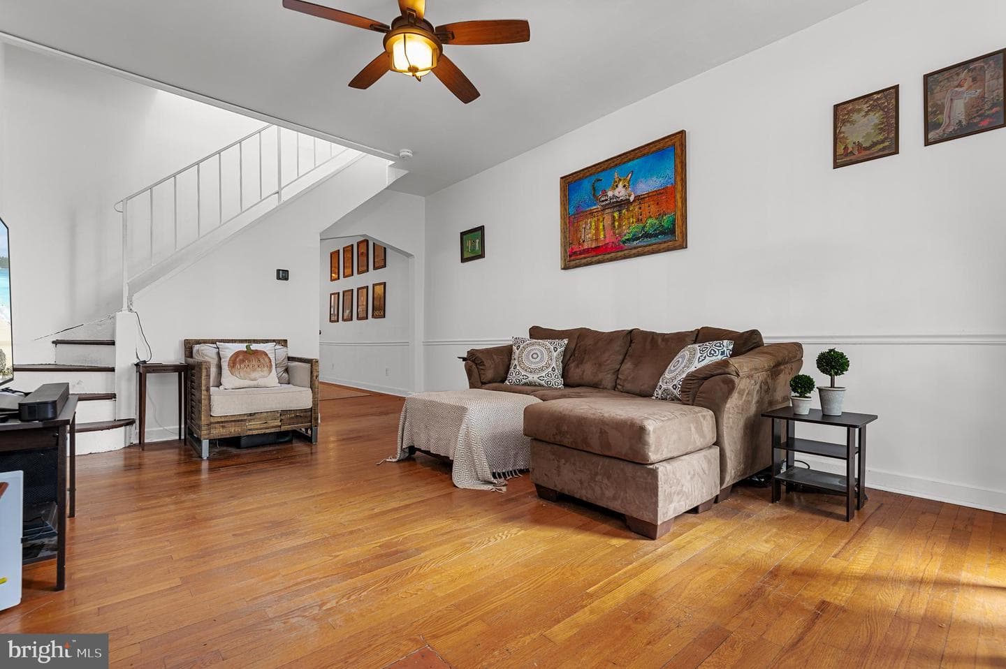 847 W 35th Street photo 3