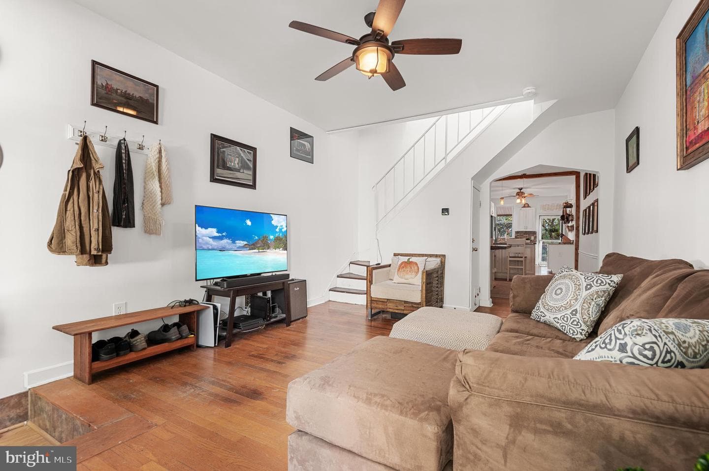 847 W 35th Street photo 6
