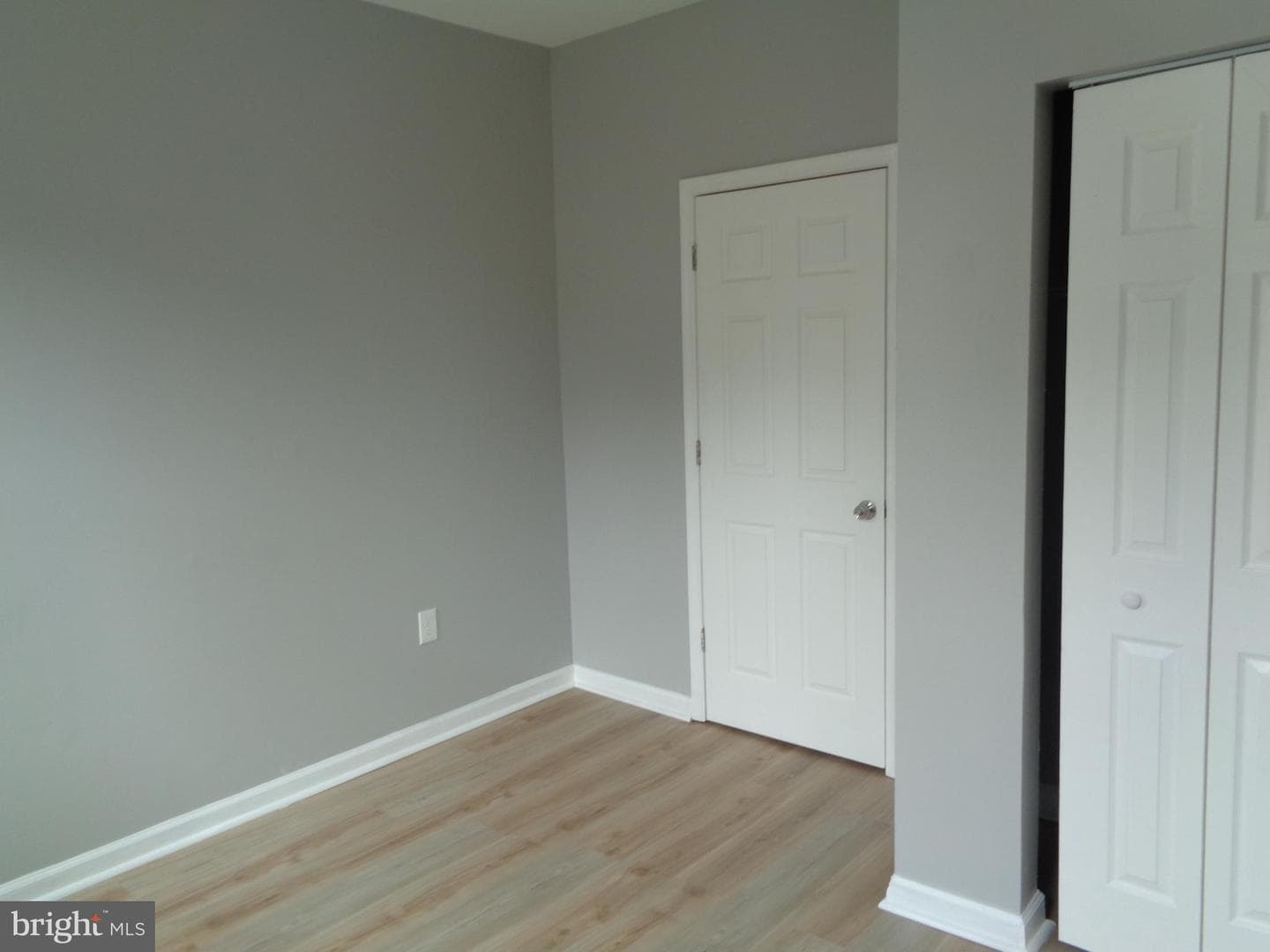 412 N Robinson Street photo 11