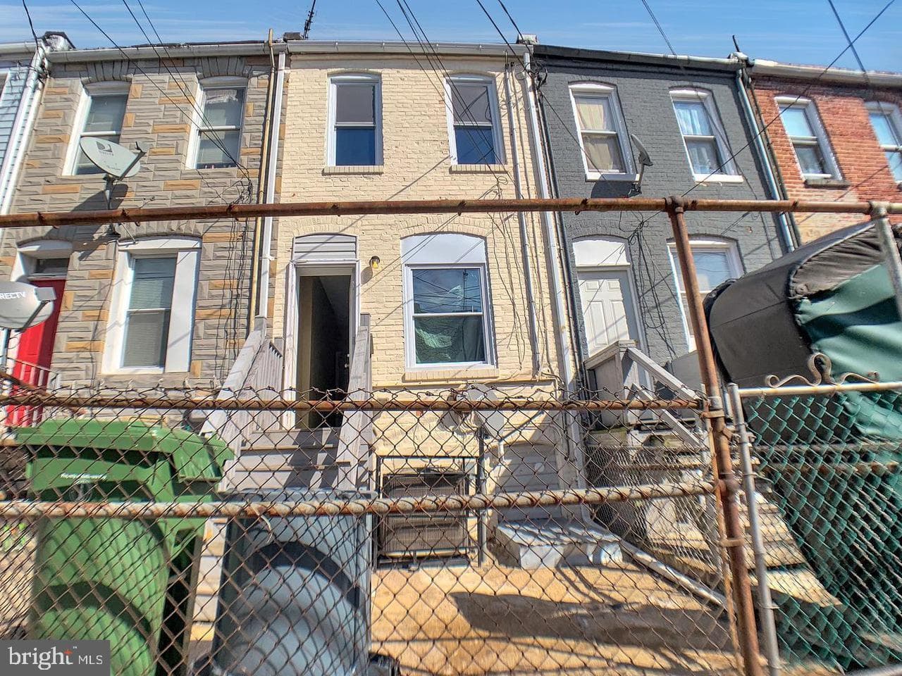 412 N Robinson Street photo 17