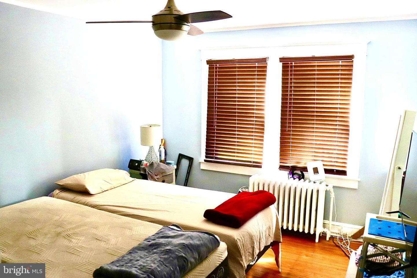 6015 Sefton Avenue photo 3