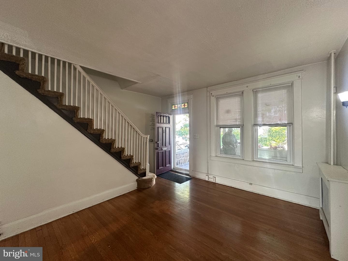125 N Monastery Avenue photo 6