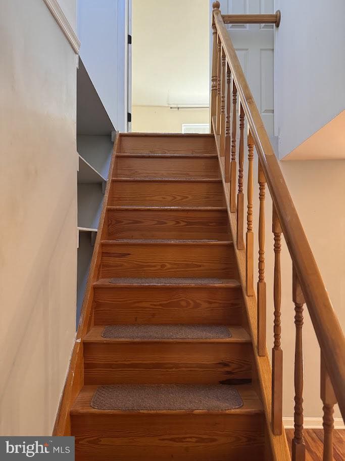 427 S Durham Street photo 20