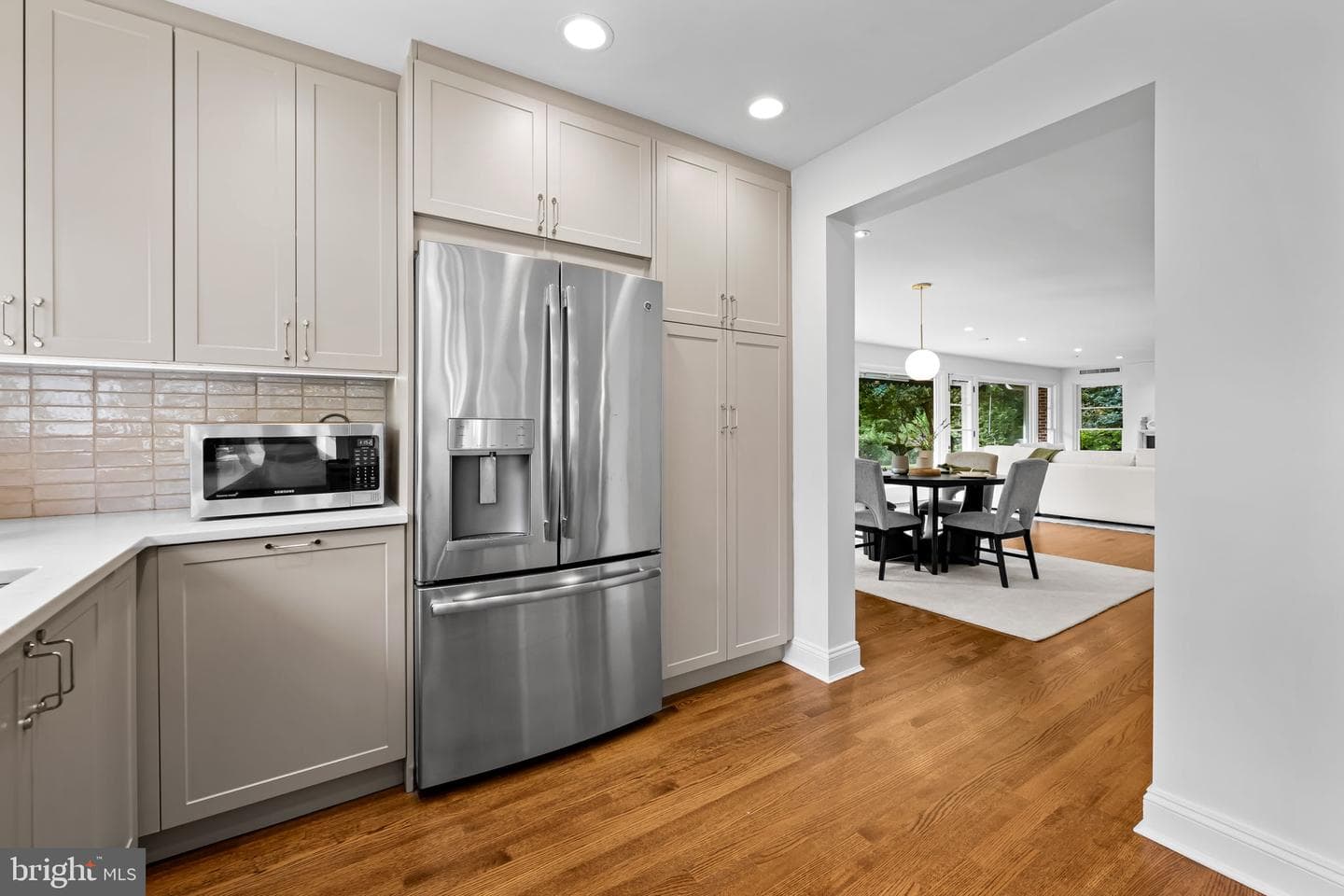 98 Cotswold Road photo 14