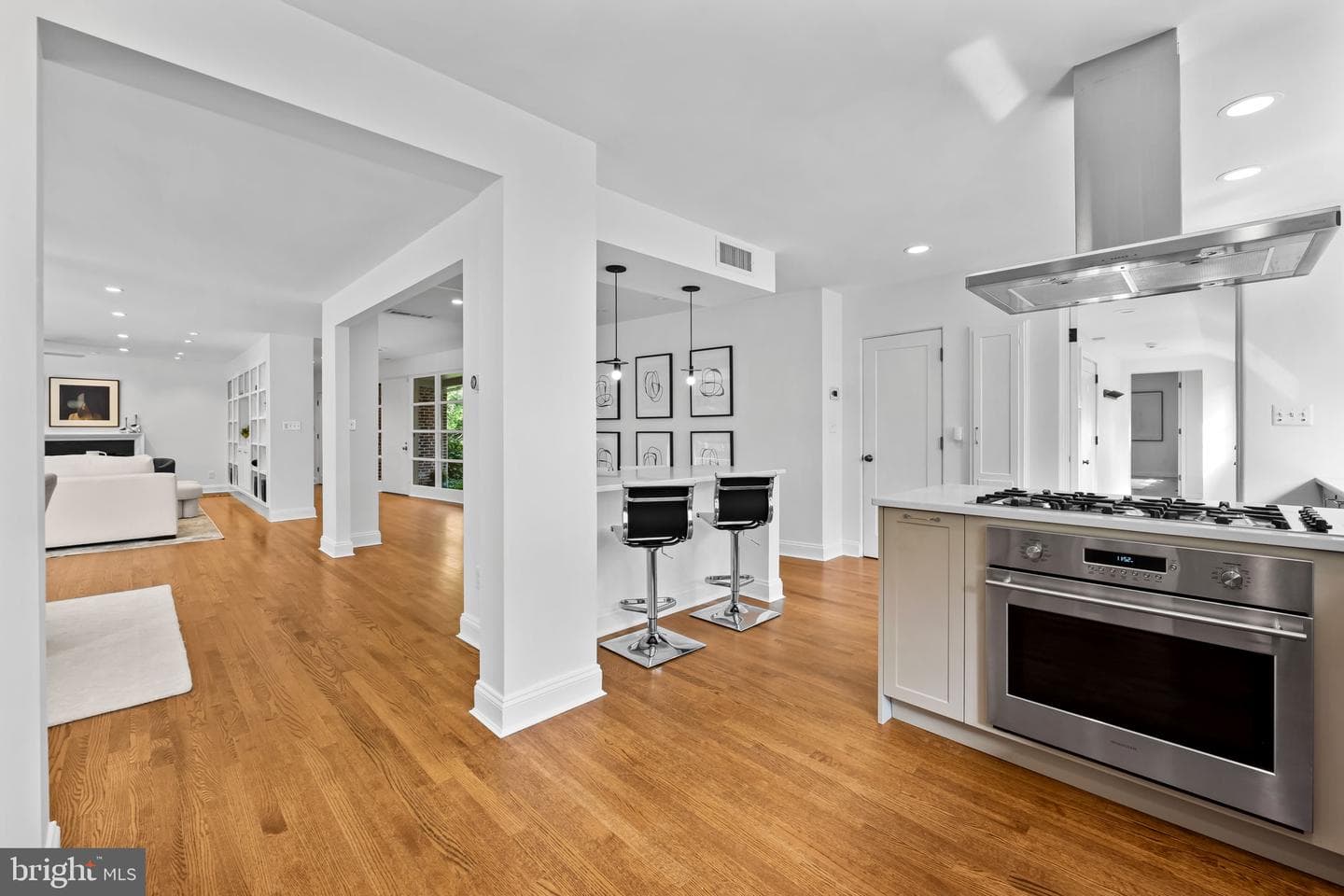 98 Cotswold Road photo 17