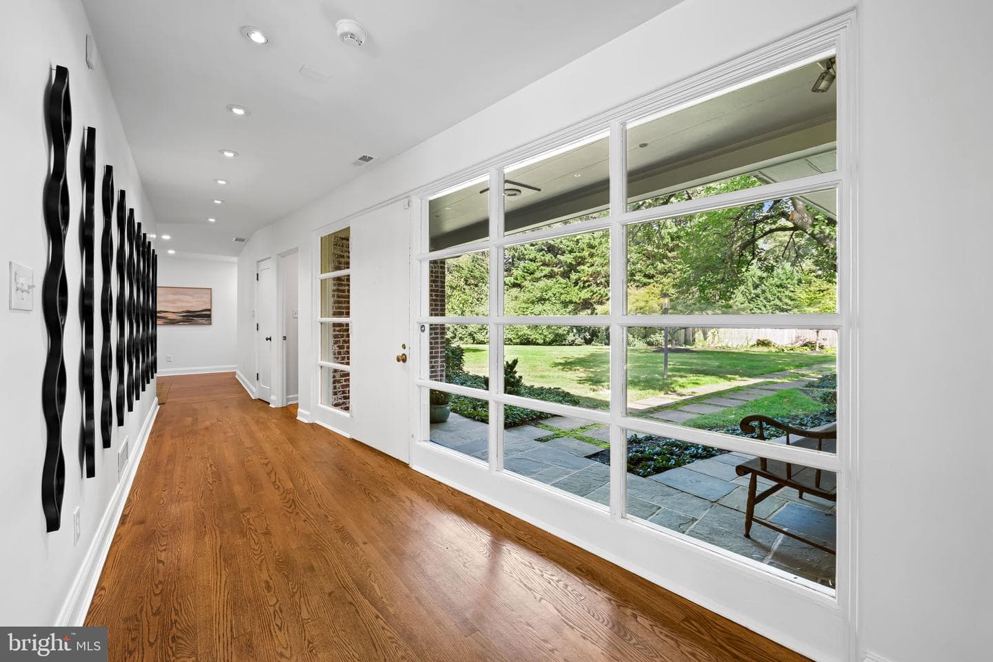 98 Cotswold Road photo 24