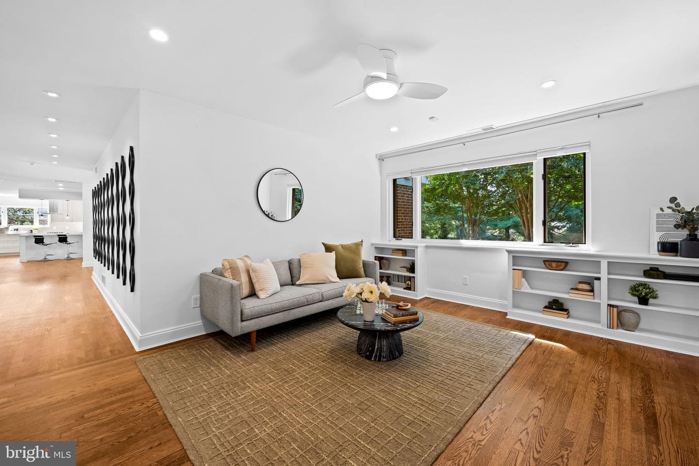 98 Cotswold Road photo 25