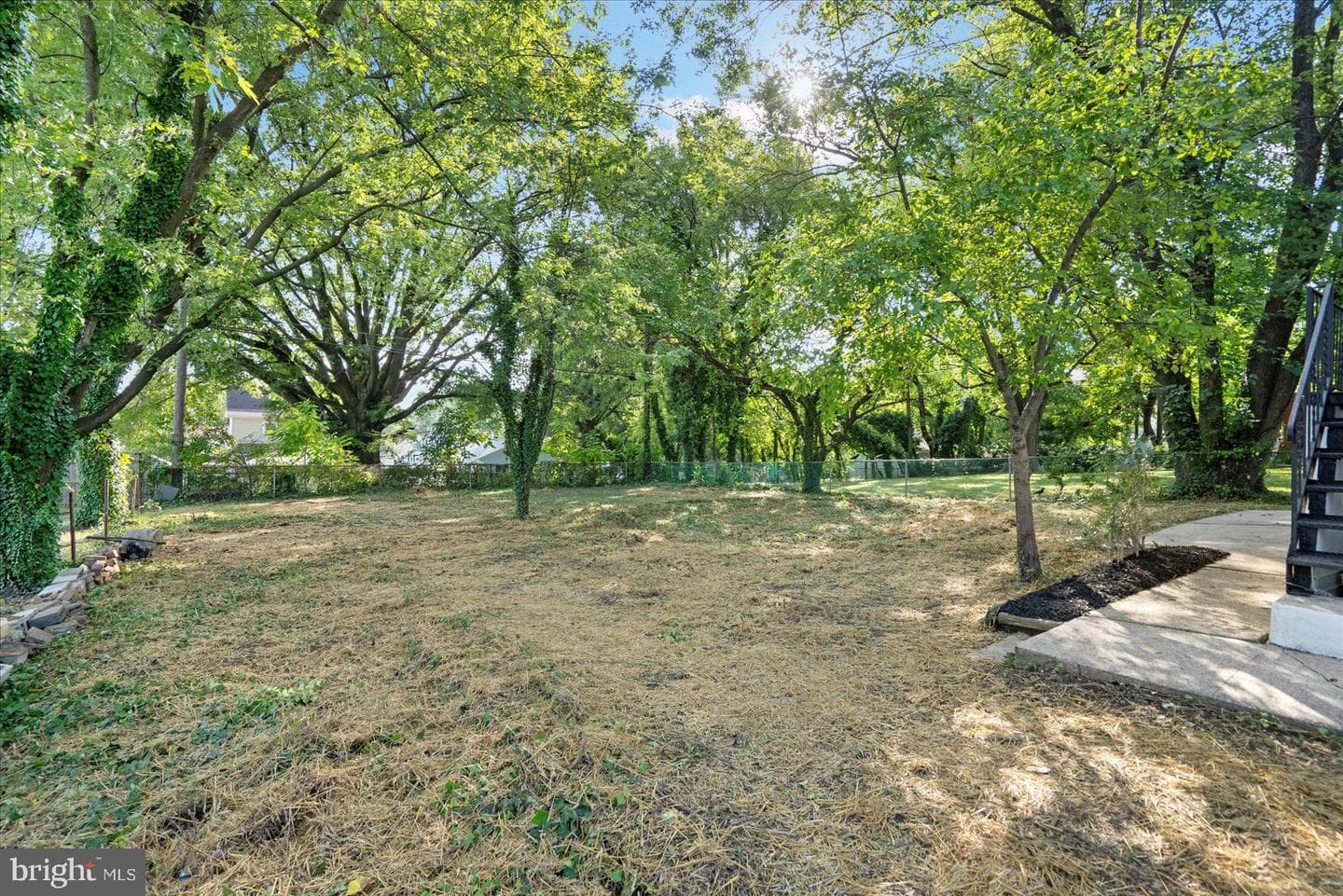 3907 Fleetwood Avenue photo 42