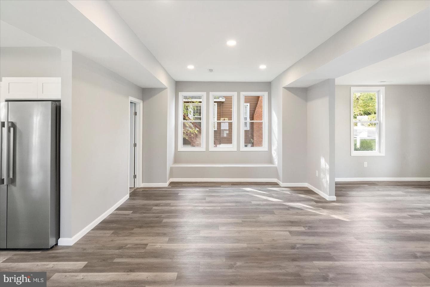 3907 Fleetwood Avenue photo 8