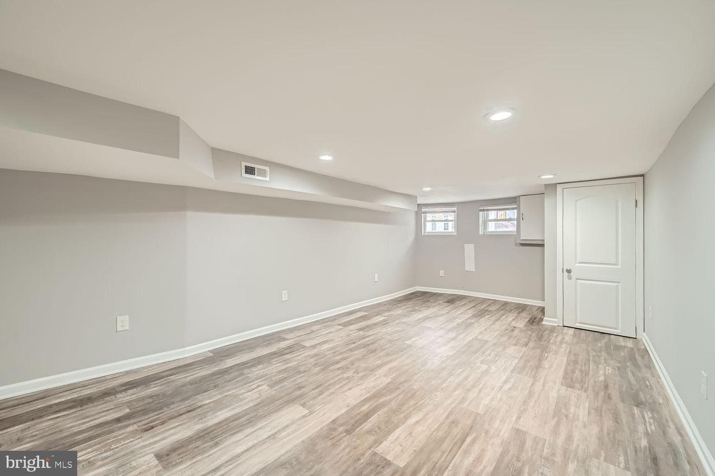 1532 N Patterson Park Avenue photo 24