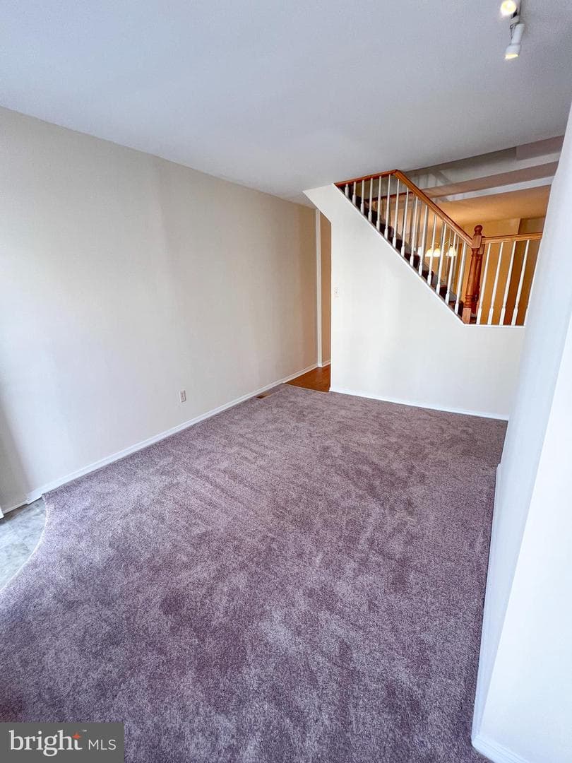 3919 Mount Pleasant Avenue photo 6