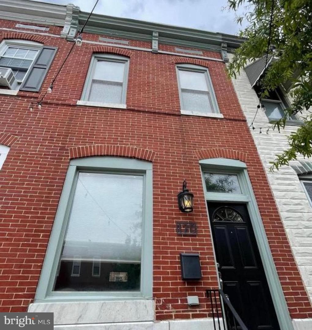 120 N Luzerne Avenue photo 2