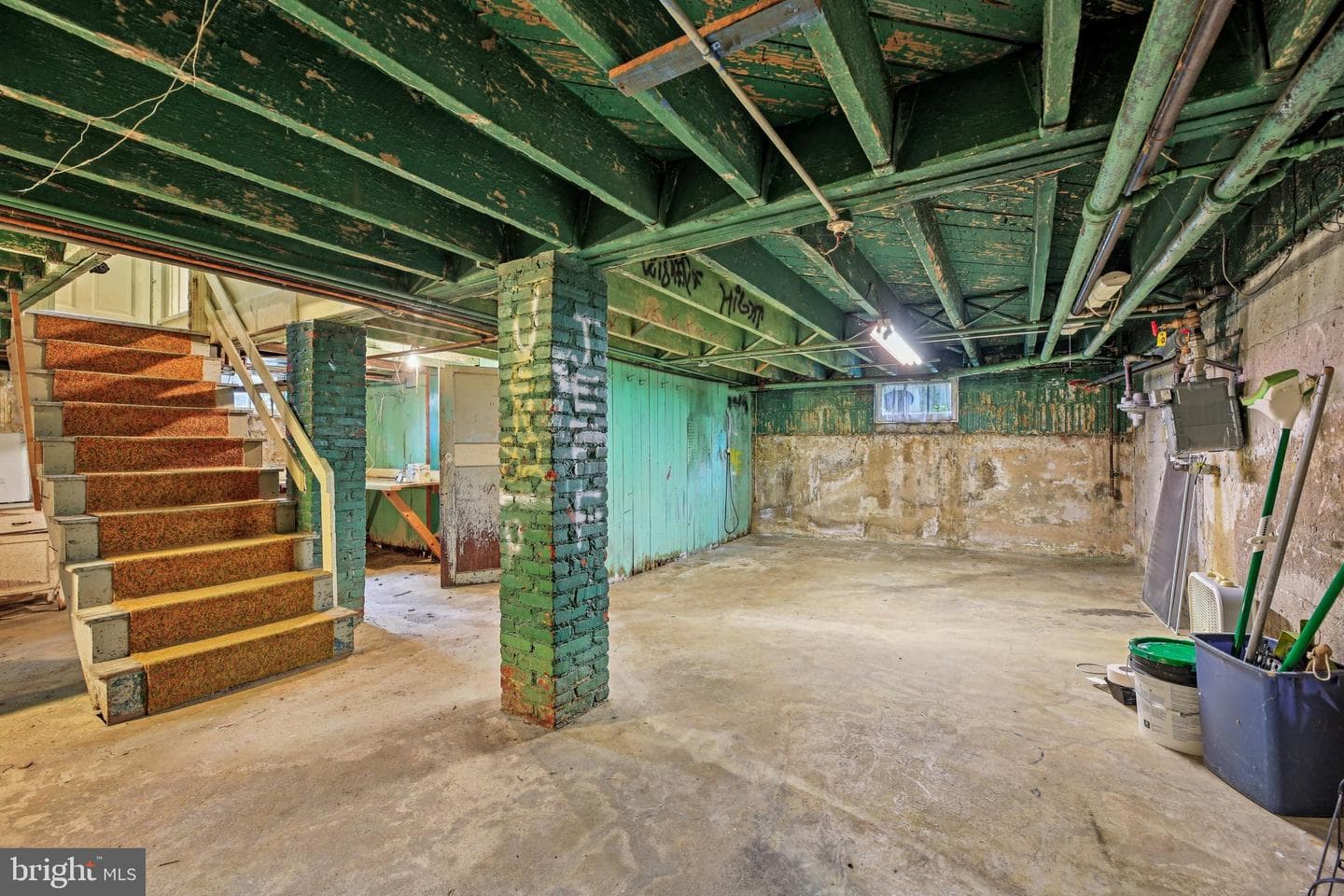 409 Cedarcroft Road photo 35
