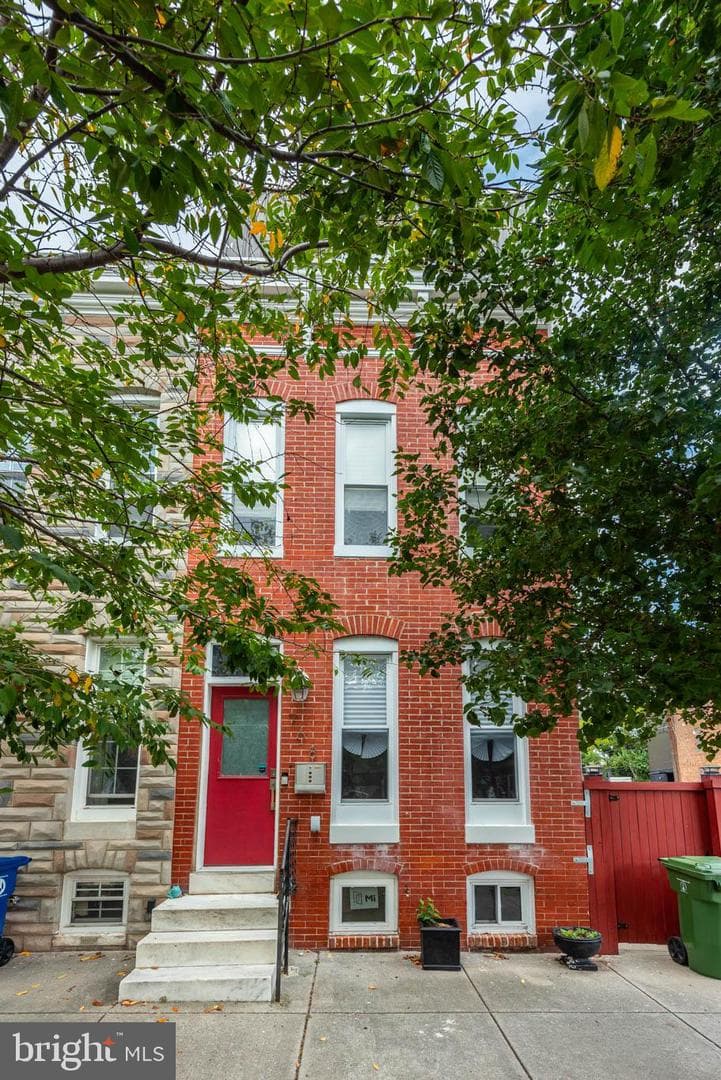 768 W Cross Street photo 37