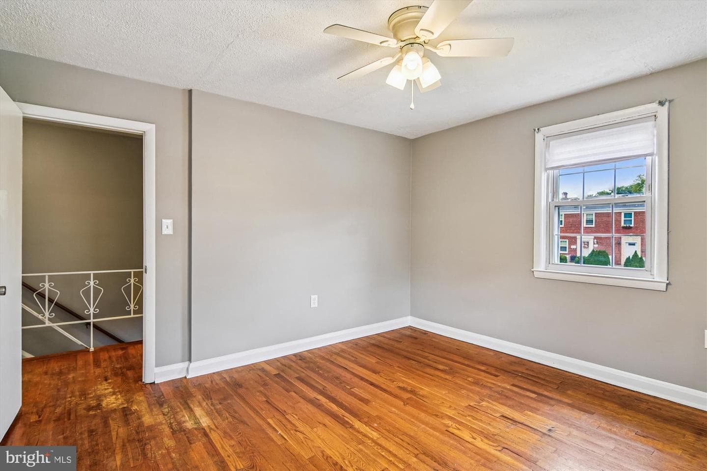 5529 Todd Avenue photo 18