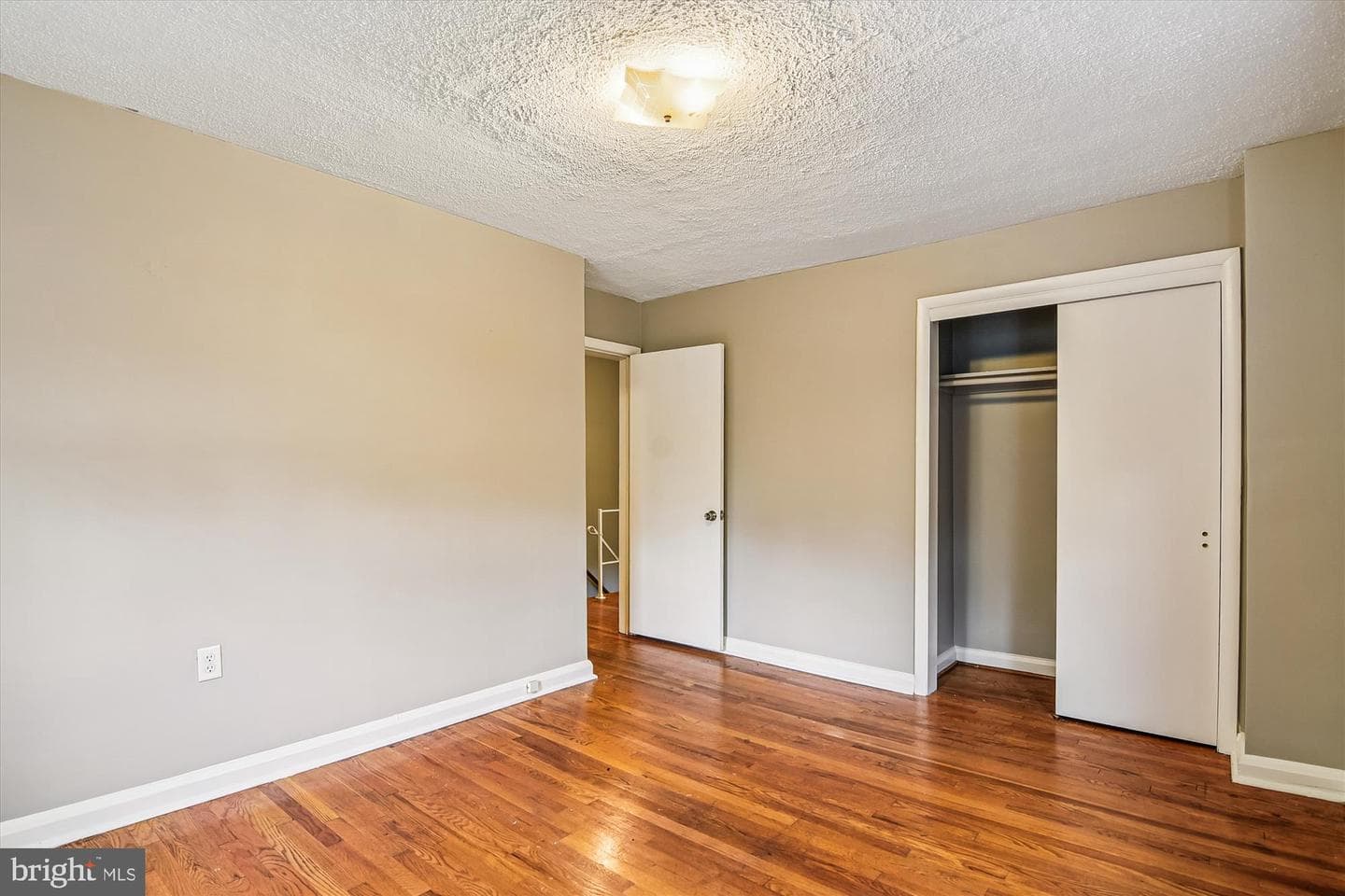 5529 Todd Avenue photo 20