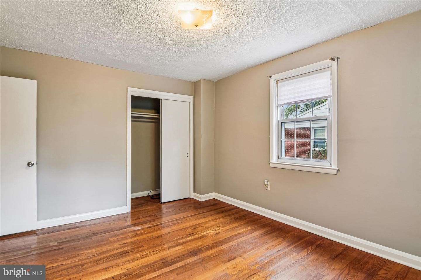 5529 Todd Avenue photo 21