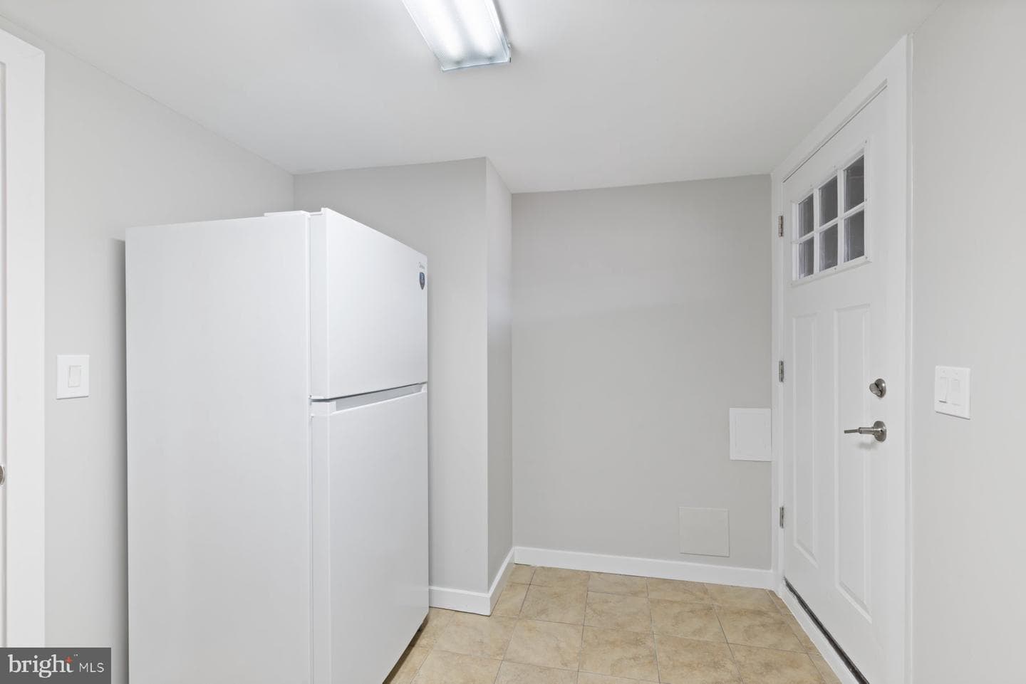 823 Grundy Street photo 27