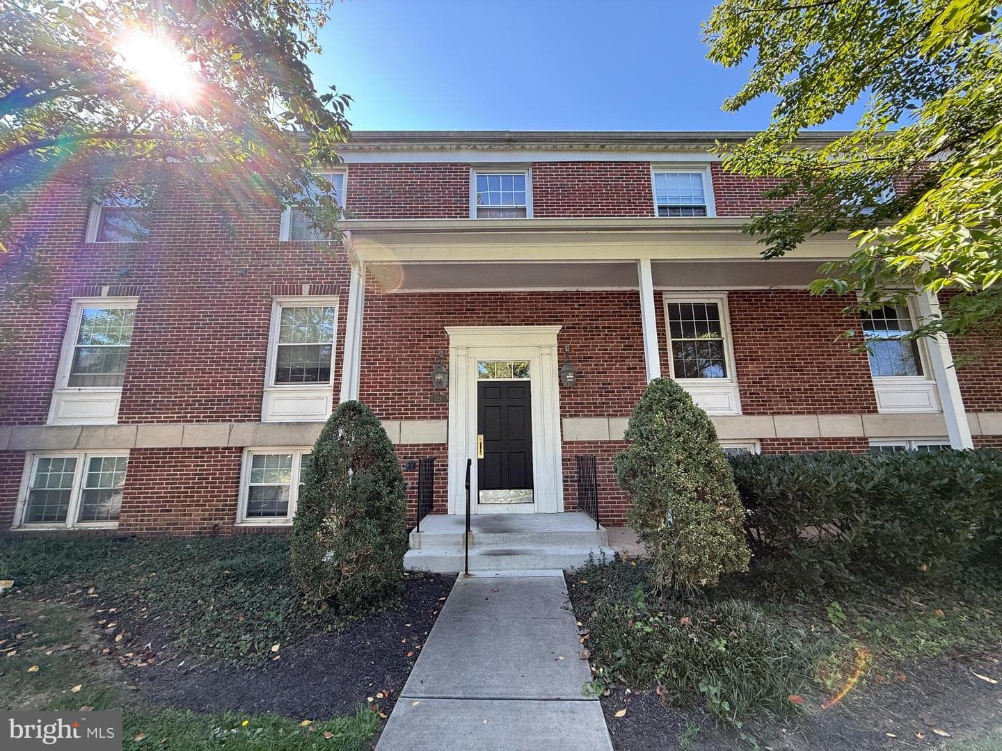 323 Homeland Southway #2b photo 1