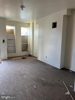 1910 W Lanvale Street photo 3