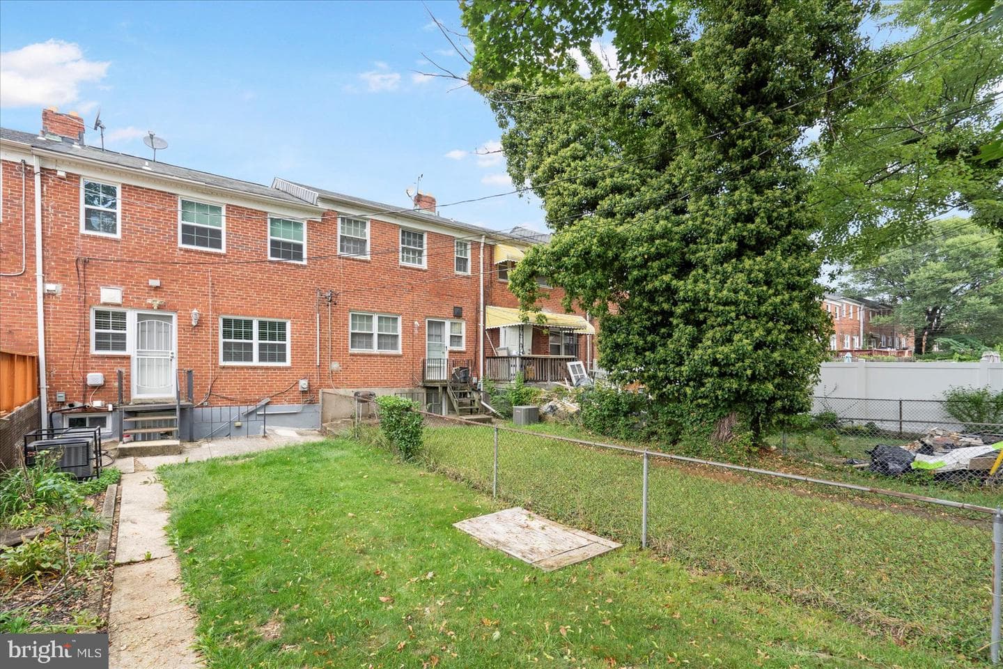 1103 E Northern Parkway photo 40