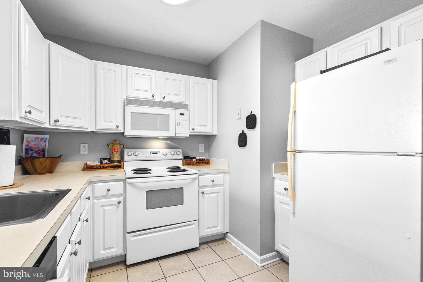 23 Pierside Drive #410 photo 8