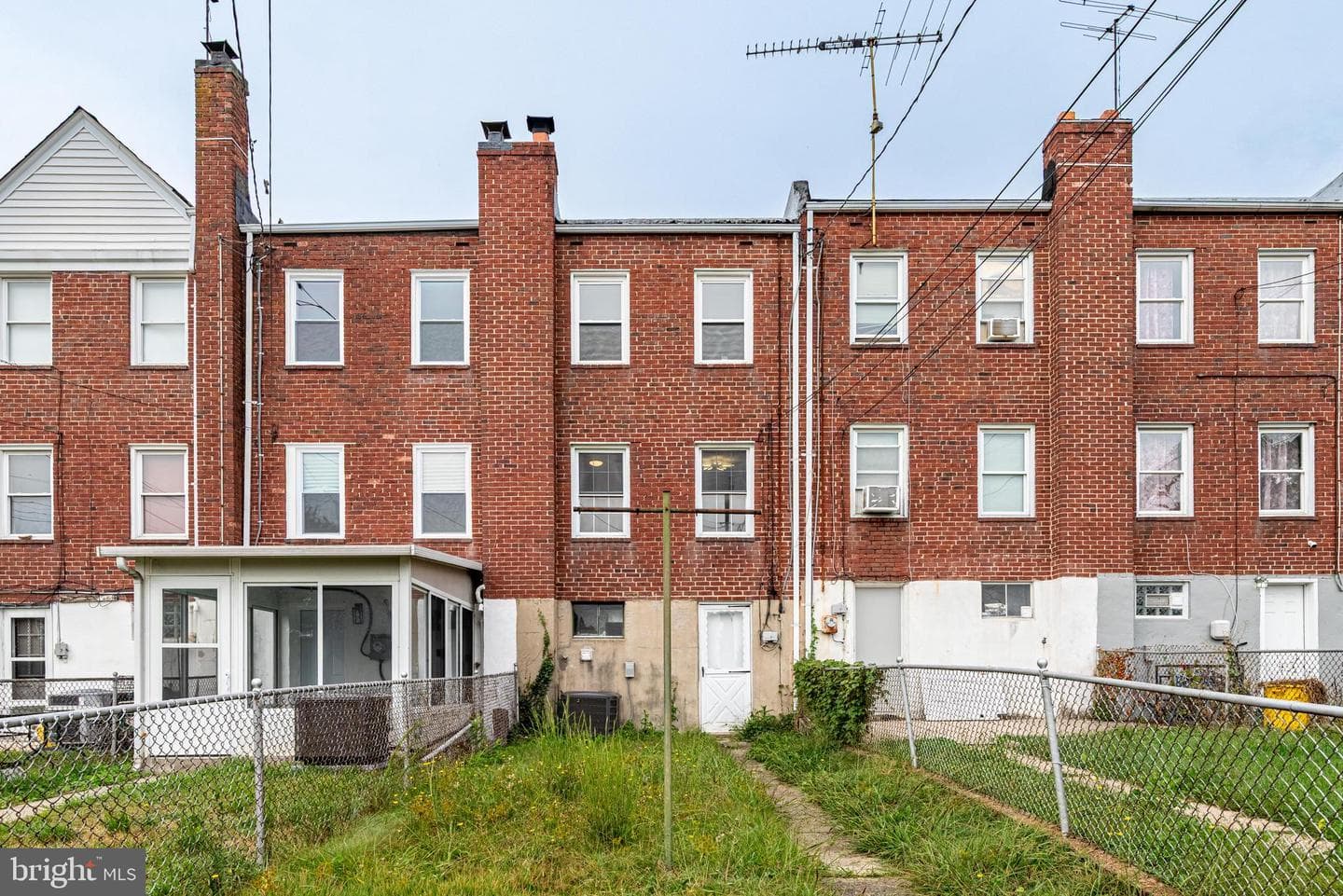 3664 Dudley Avenue photo 26