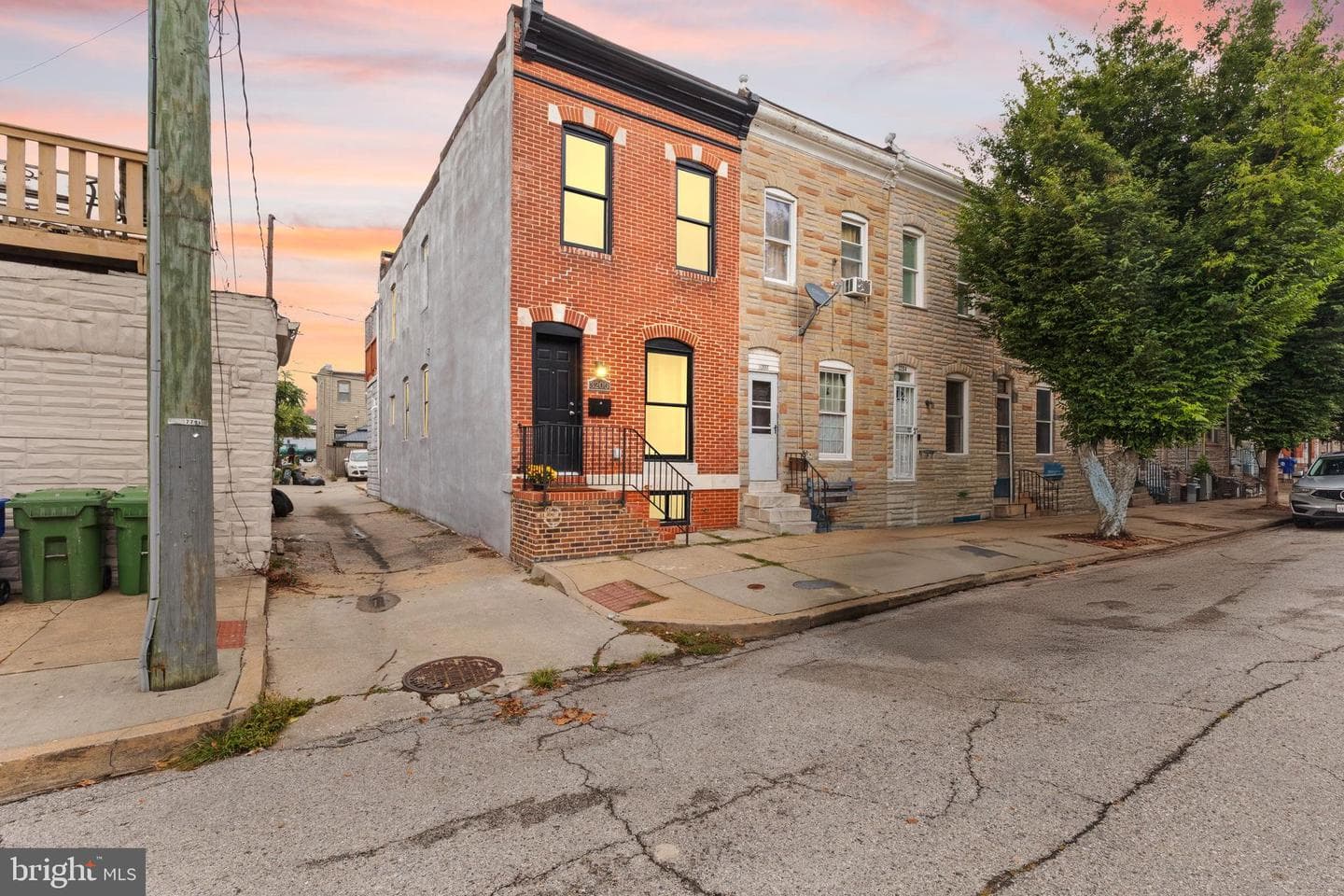 3200 E Fairmount Avenue photo 3