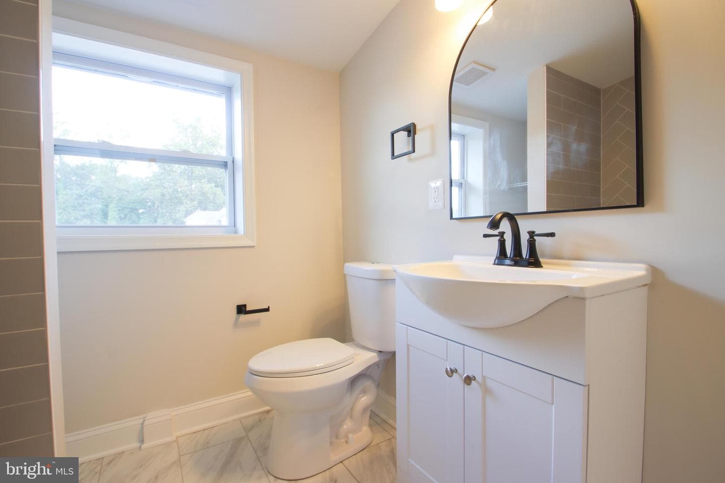 3905 Walnut Avenue photo 13