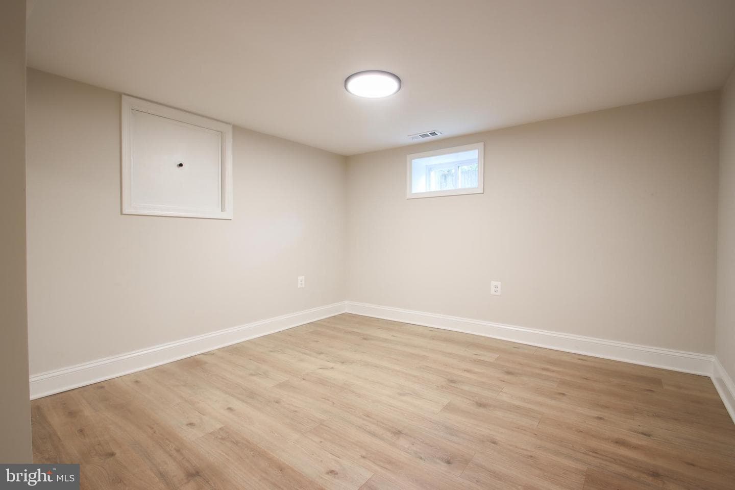 3905 Walnut Avenue photo 23