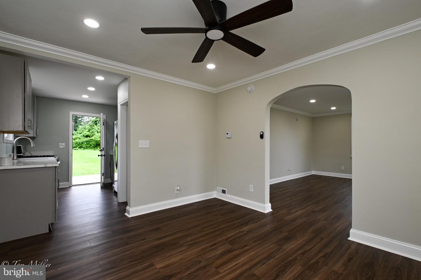 5110 Kenilworth Avenue photo 9