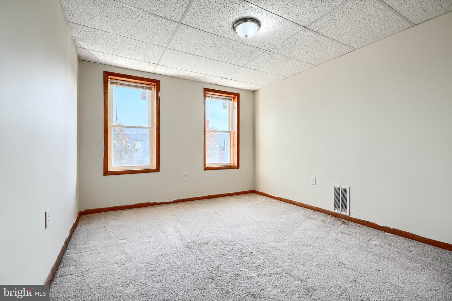 3912 Pratt Street E photo 15