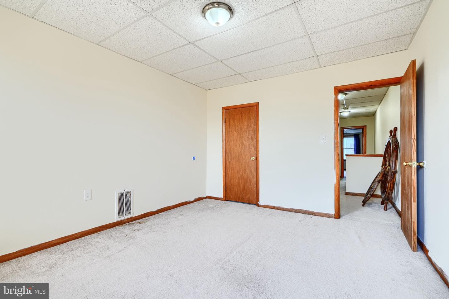 3912 Pratt Street E photo 16