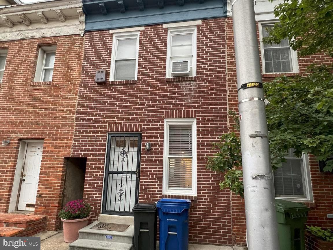 48 W West Street photo 15