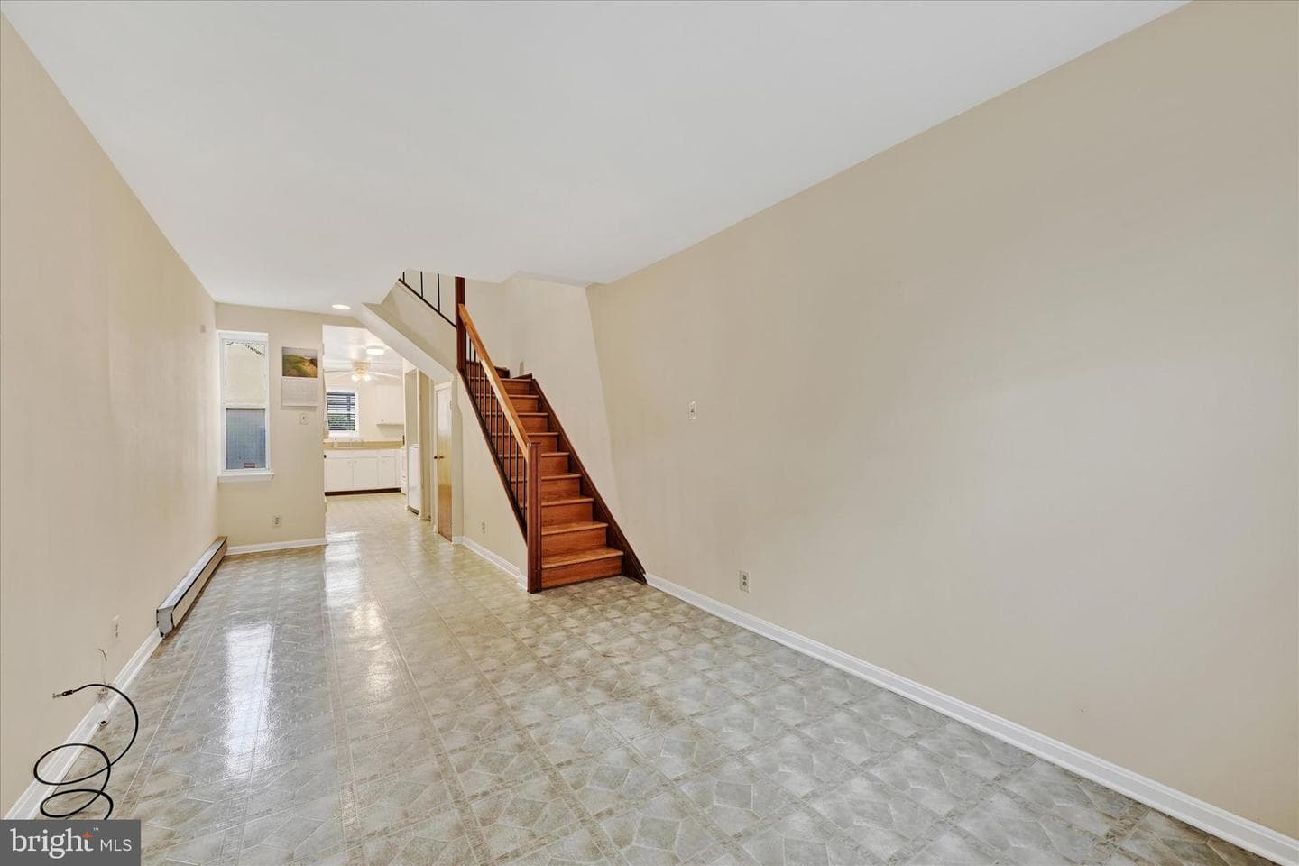 48 W West Street photo 2