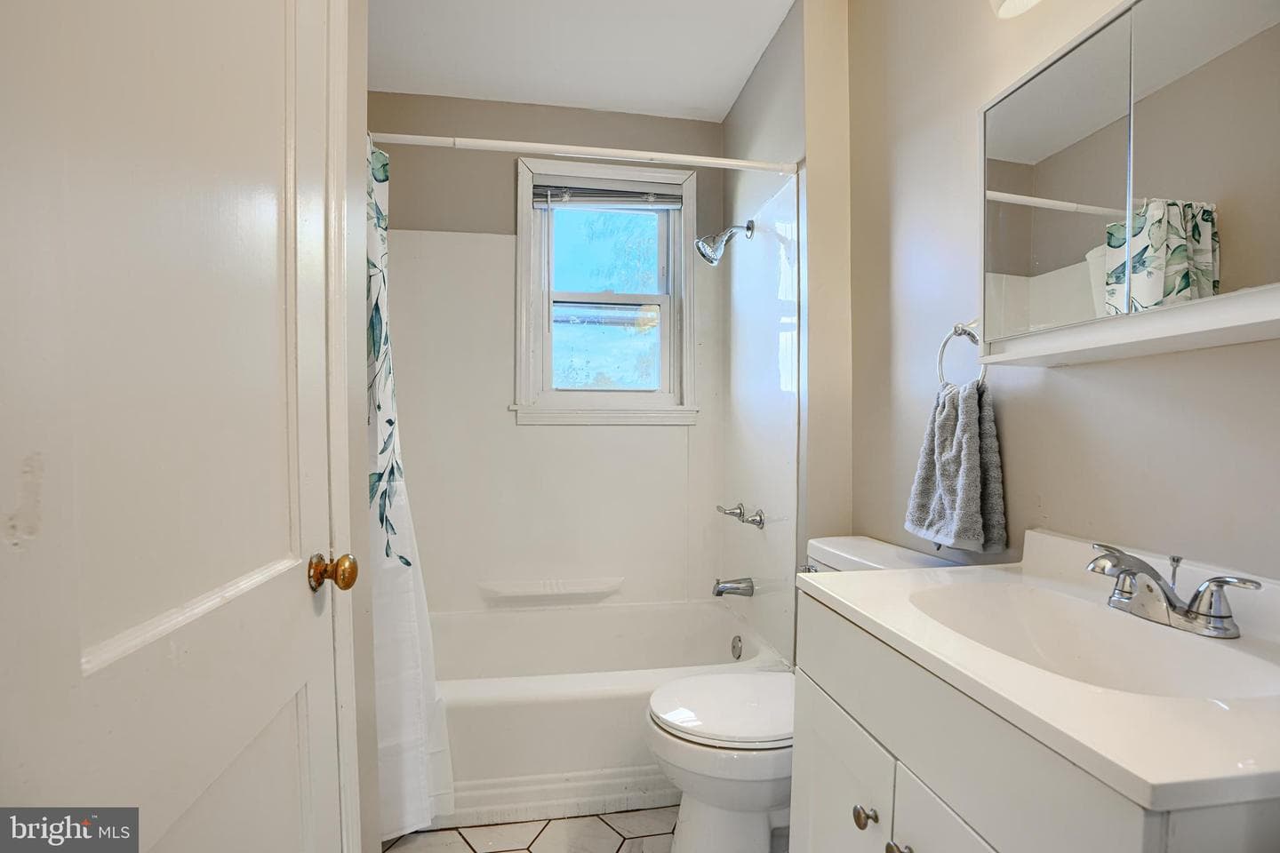 4102 Dudley Avenue photo 17