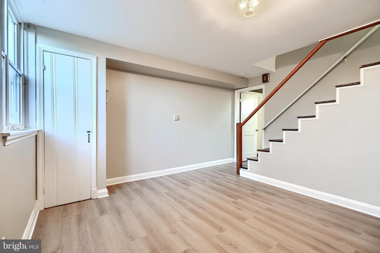 4102 Dudley Avenue photo 8