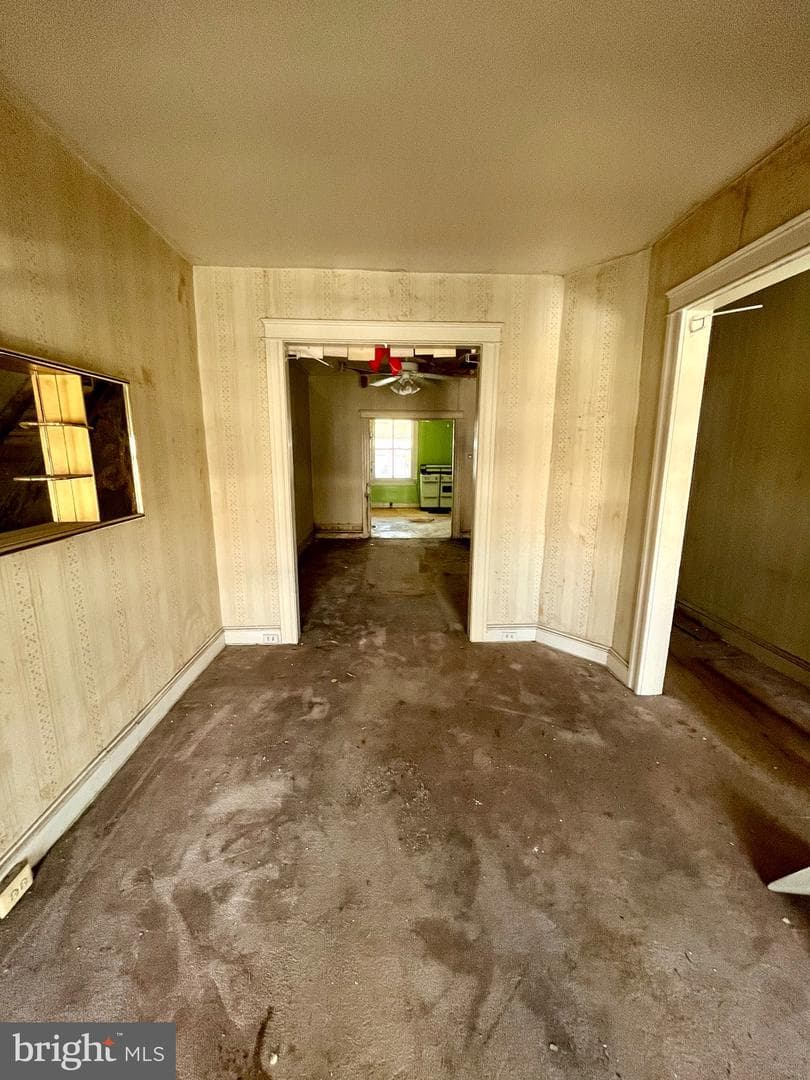 419 Ilchester Avenue photo 5