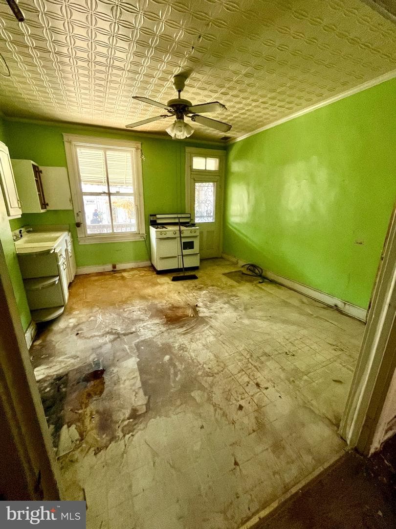 419 Ilchester Avenue photo 8