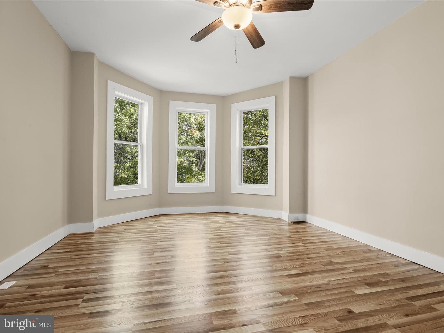 1302 N Longwood Street photo 12