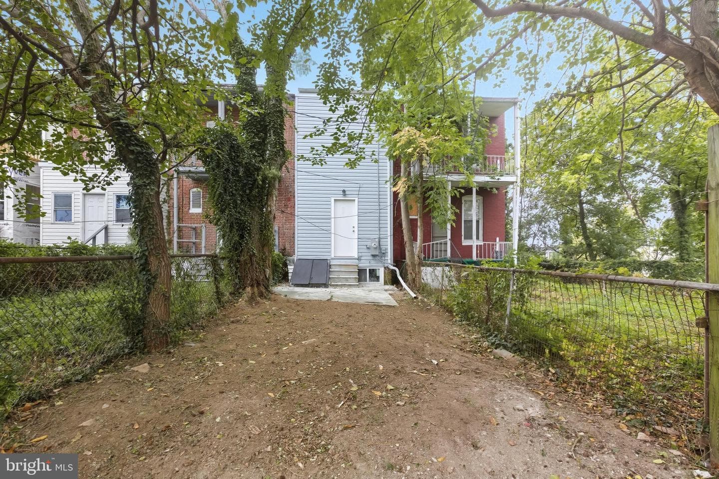 1302 N Longwood Street photo 23