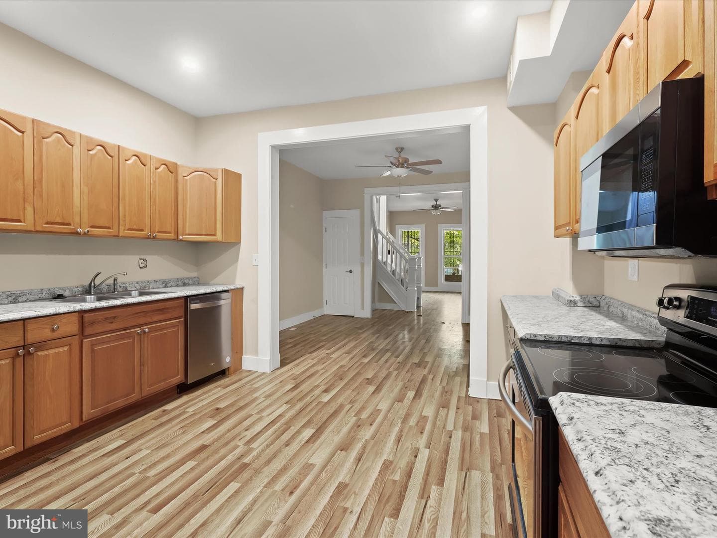 1302 N Longwood Street photo 9