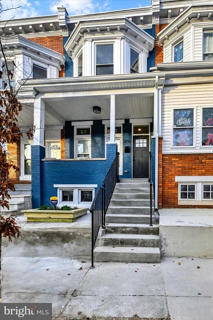 1738 Moreland Avenue photo 3
